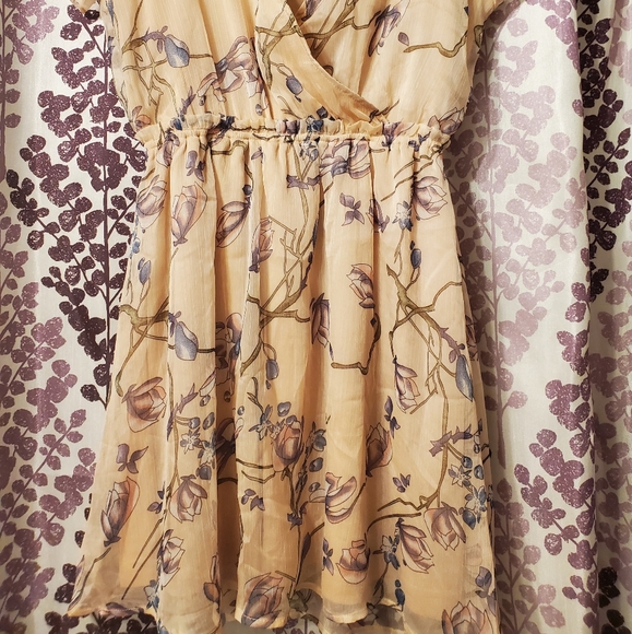 NWOT Pink Floral Dress Sz S - Picture 2 of 4